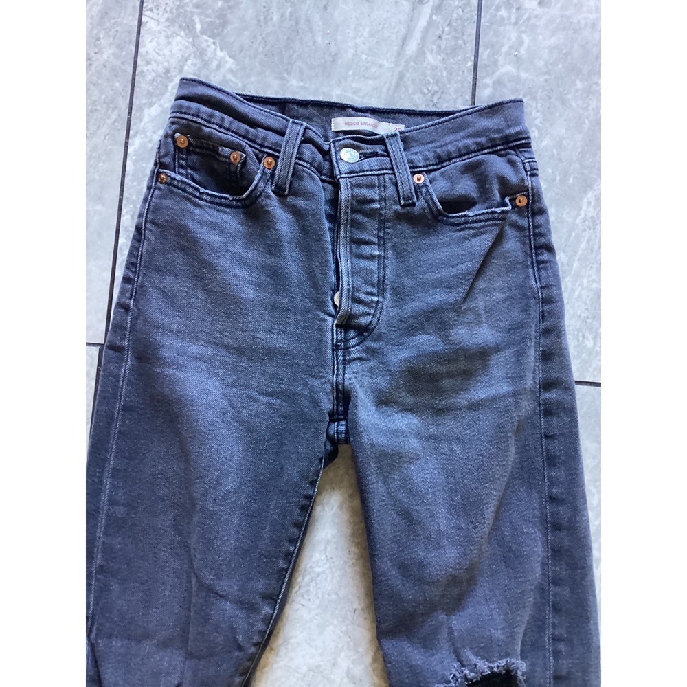 Women’s Black Distressed Straight-Leg Jeans - Picture 2 of 6